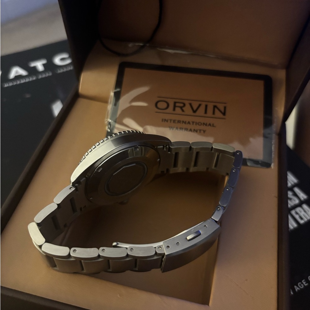 Orvin Field Diver • Sunray Khaki Green • Automatic Dive Watch • Sapphire • - Picture 9 of 9